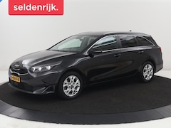 Kia Cee'd - Ceed 1.5 T-GDi DynamicPlusLine | Stoelverwarming | Adaptive cruise | Camera | Carplay | Ha