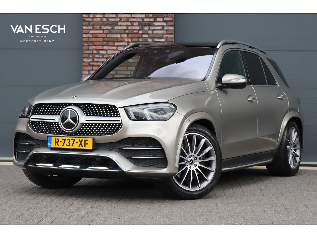 Mercedes-Benz GLE-Klasse - 400 d 4MATIC AMG Line | Luchtvering | Distronic+ | Panoramadak | Burmester | Trekhaak | St - AutoWereld.nl