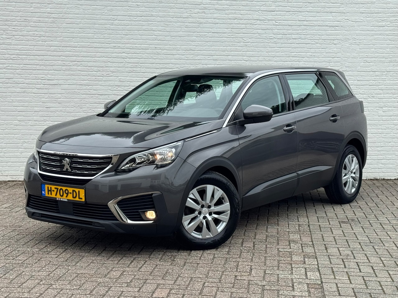 Peugeot 5008 - 1.2 PureTech Blue Lease Executive 7P Navi Camera Carplay Clima - AutoWereld.nl