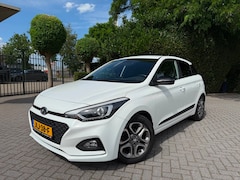 Hyundai i20 - 1.2 (4 cil.), Apple CarPlay, AIRCO, Cruise Control, Navigatie, Achteruitrijcamera, DAB, Bl