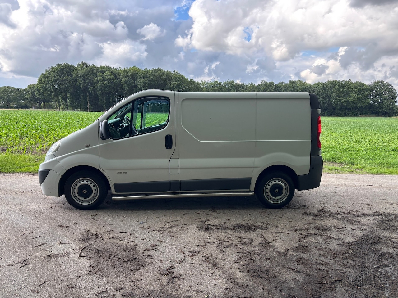 Renault Trafic - 2.5 dCi T27 L1H1 2.5 dCi T27 L1H1 - AutoWereld.nl