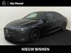 Mercedes-Benz CLA-Klasse - 200 AMG Line / Memory-Stoelen / Smartphone-Intergratie / Superscreen / Sfeerverlichting /