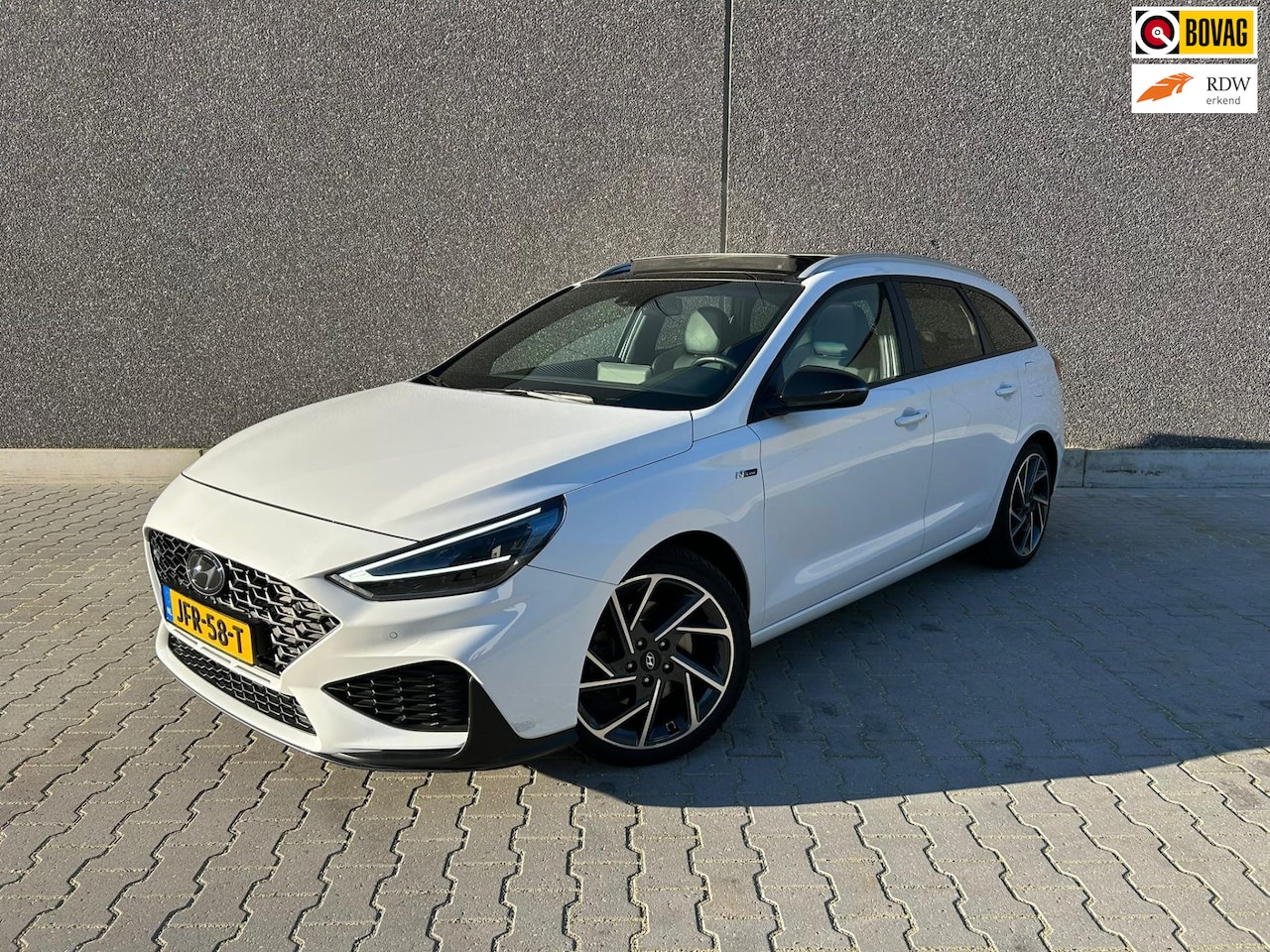 Hyundai i30 - 1.5 T-GDi MHEV N-Line Sky | AUTOMAAT | TREKHAAK | PANO | A.CAMERA | STOEL/STUURVERWARMING - AutoWereld.nl