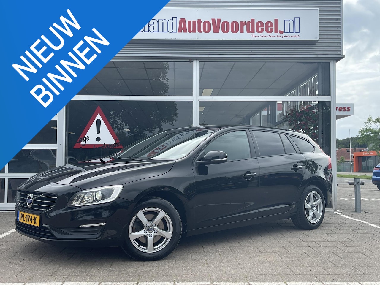 Volvo V60 - 2.0 D2 Polar+ Dynamic - AutoWereld.nl