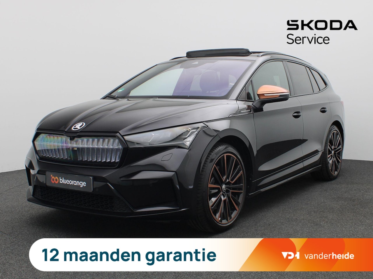 Skoda Enyaq iV - 80 Founders Edition Black 204PK Aut. SOH 92,73%, Panoramadak, Trekhaak, Warmtepomp, 21" LM - AutoWereld.nl