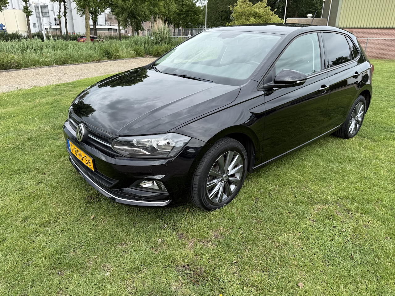 Volkswagen Polo - 1.6 TDI Highline.5 drs !Automaat !Navi. - AutoWereld.nl