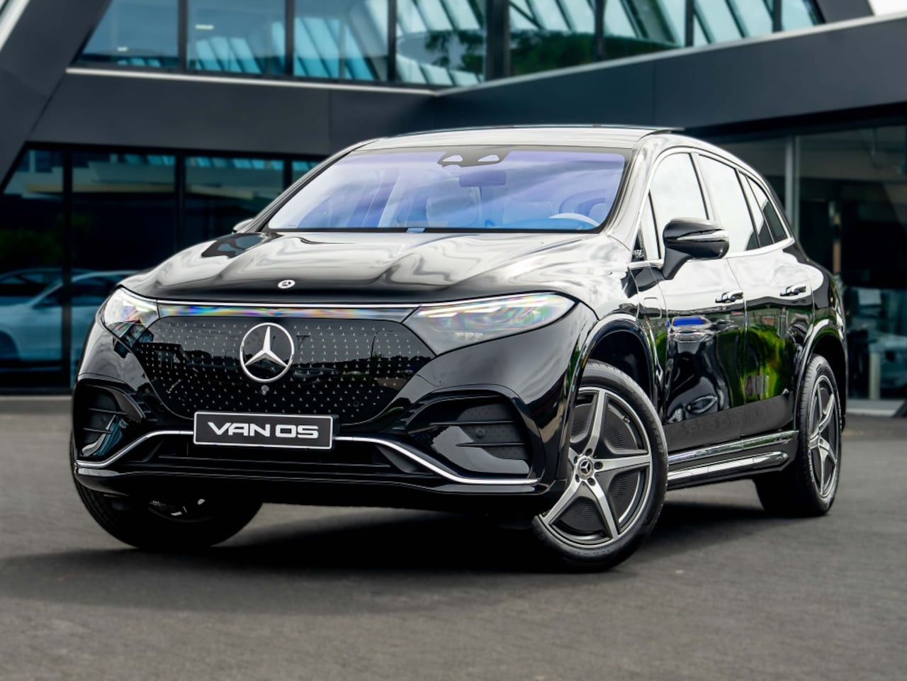Mercedes-Benz EQS SUV - EQS 500 4Matic AMG Line | Hyperscreen | Achteras st. | Compleet - AutoWereld.nl
