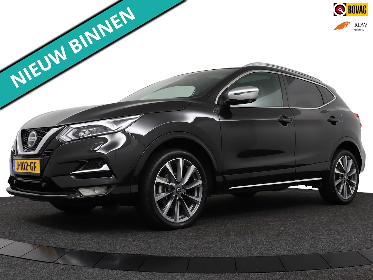 Nissan Qashqai - 1.3 140pk DIG-T Tekna + Full Options/Trekhaak/Leder/Pano/Camera - AutoWereld.nl