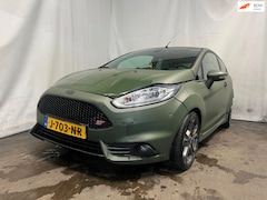 Ford Fiesta - 1.6 ST2 SCHADEAUTO
