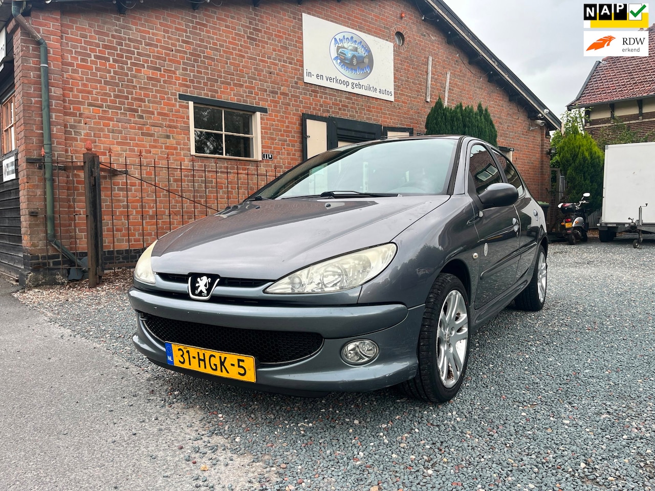 Peugeot 206 - 1.4 Génération 1.4 Génération ( Airco + Elektrische ramen ) - AutoWereld.nl