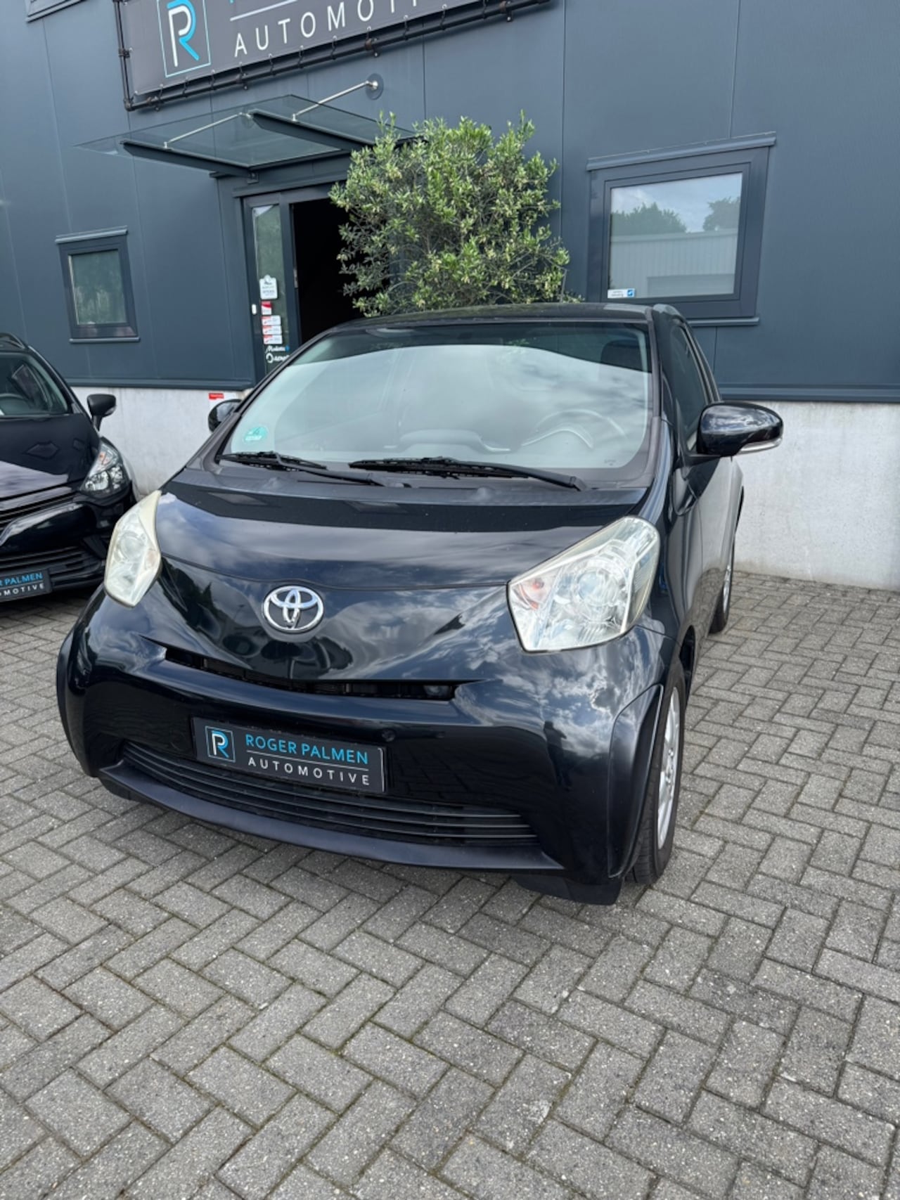 Toyota iQ - 1.0 VVTi Comfort 1.0 VVTi Comfort - AutoWereld.nl