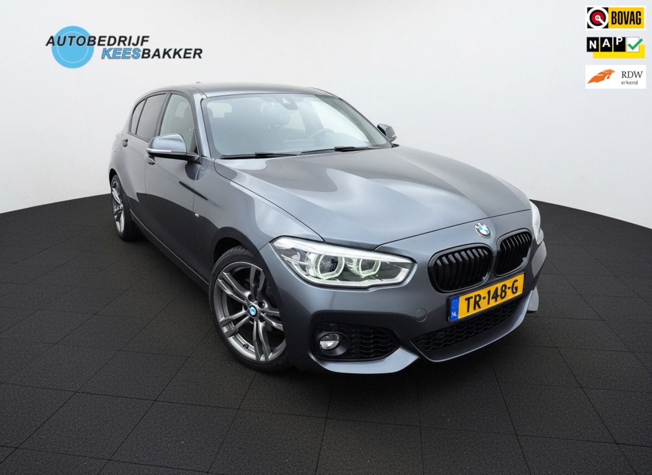 BMW 1-serie - 118i Executive M Sport Automaat | Leder Sportstoelen | Rijklaarprijs - AutoWereld.nl