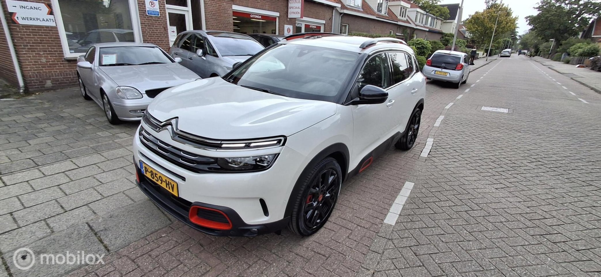 Citroën C5 Aircross - 1.6 PureTech Shine 1.6 PureTech Shine, trekhaak - AutoWereld.nl