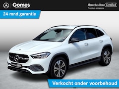 Mercedes-Benz GLA-Klasse - 200 Progressive | Trekhaak | Night Pakket | Achteruitrijcamera | Sfeerverlichting | Stoelv