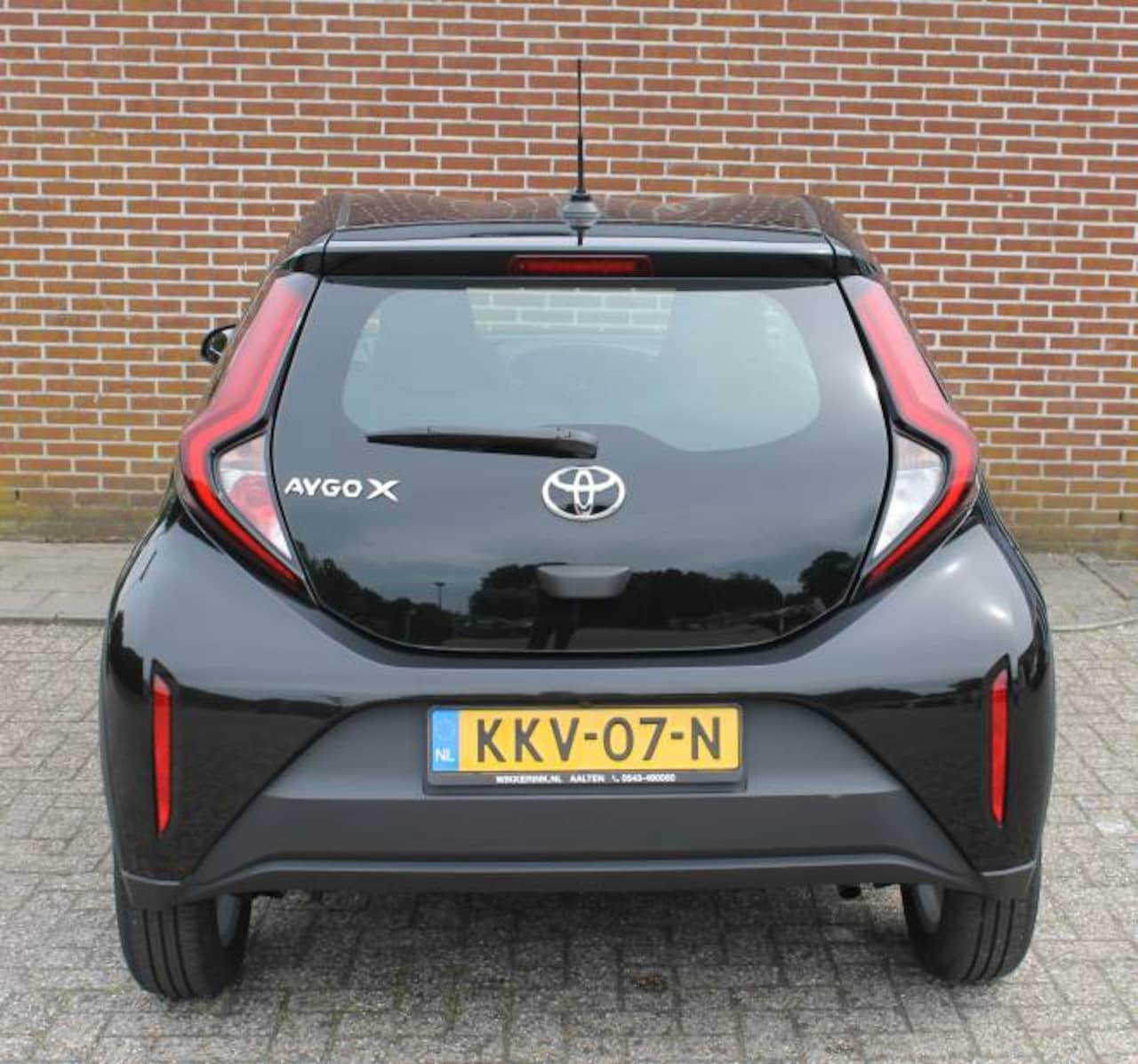 Toyota Aygo X - 1.0 VVT-i MT play 1.0 VVT-i MT 72pk Play