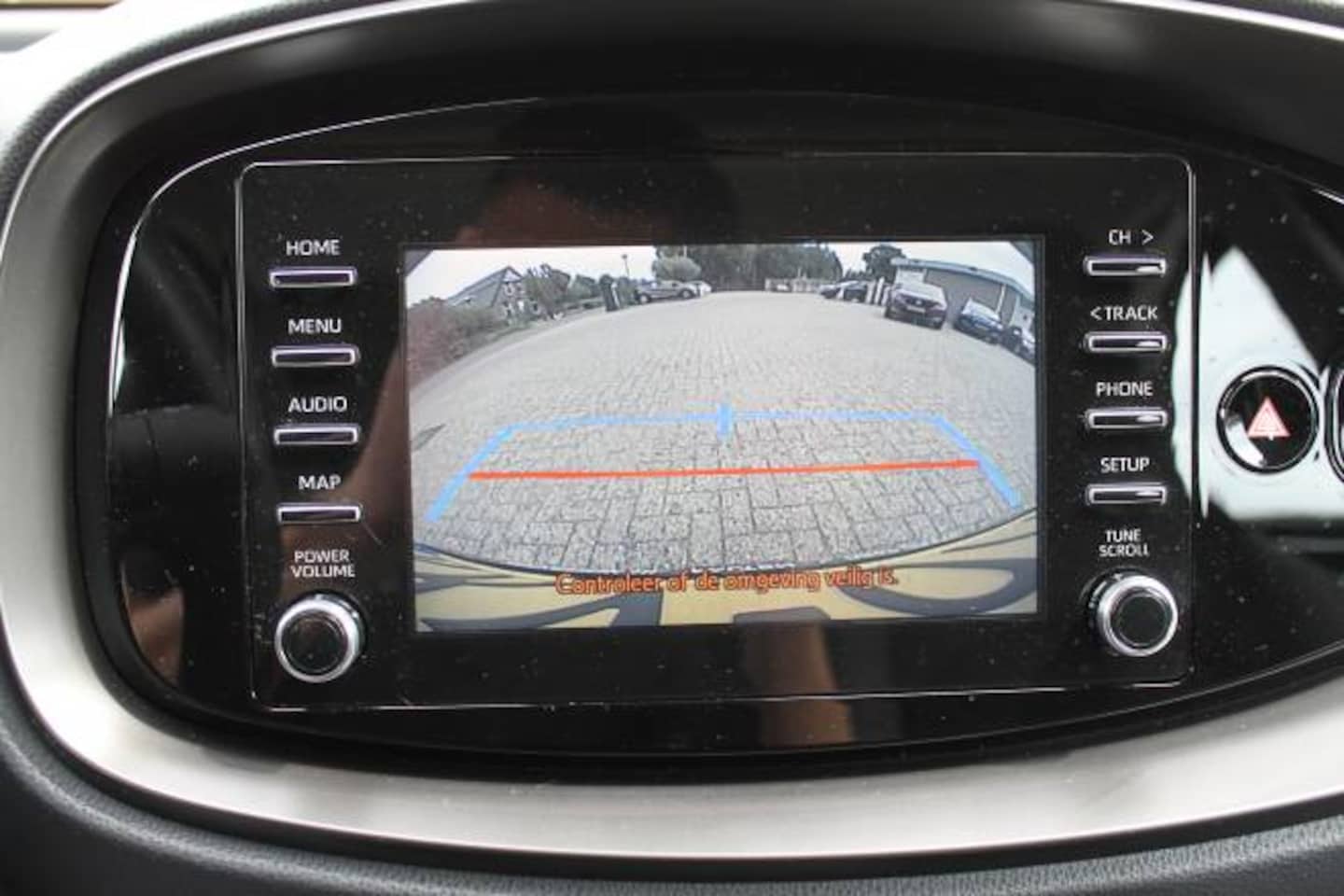Toyota Aygo X - 1.0 VVT-i MT play 1.0 VVT-i MT 72pk Play