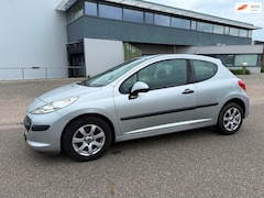 Peugeot 207 - 1.6 HDI XR