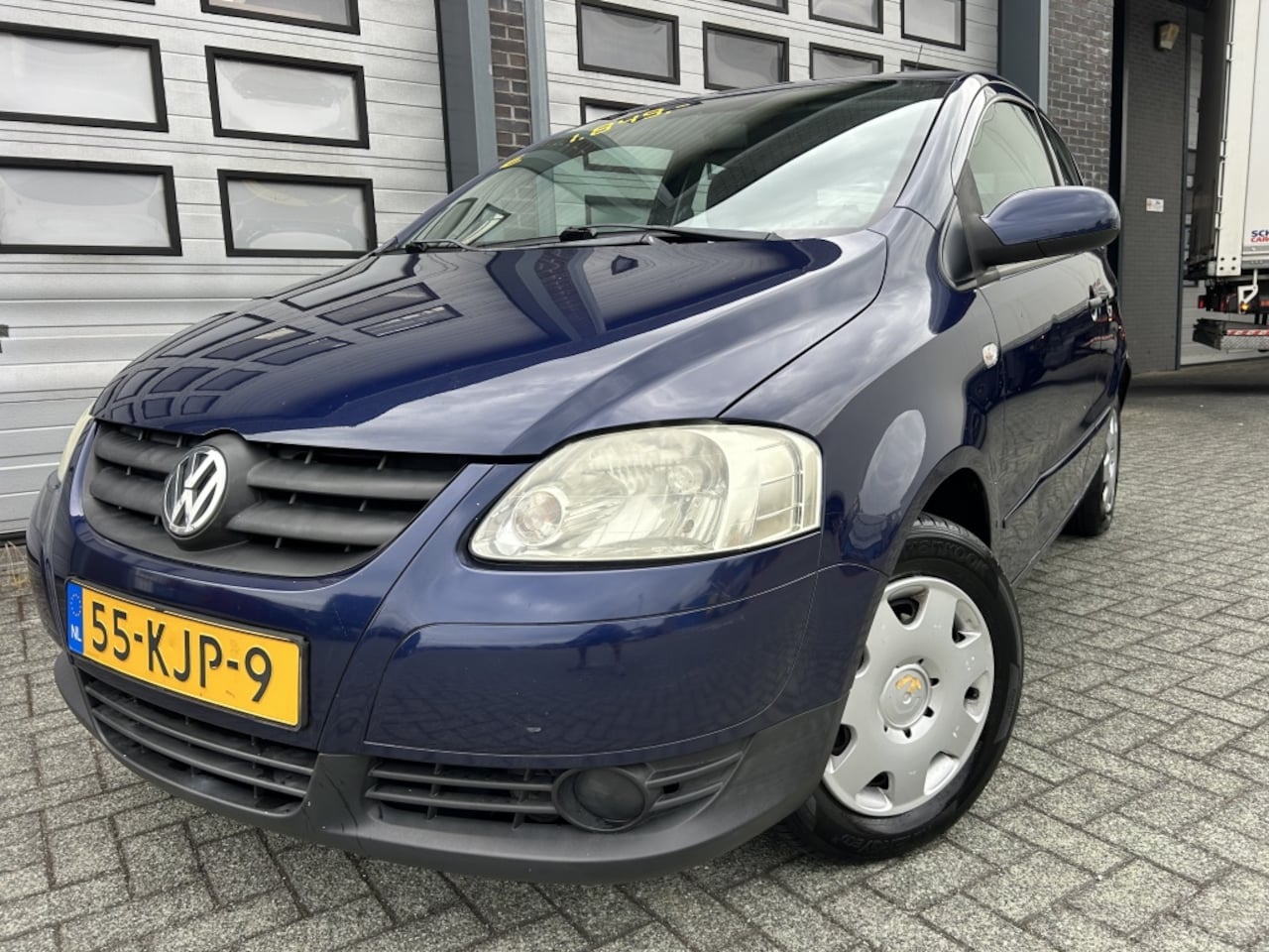 Volkswagen Fox - 1.2 Trendline Stuurbekr. Elec ramen Rijdt TOP! - AutoWereld.nl