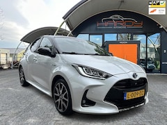 Toyota Yaris - 1.5 Hybrid EXECUTIVE PANORAMA JBL HEADUP RIJKLAARPRIJS