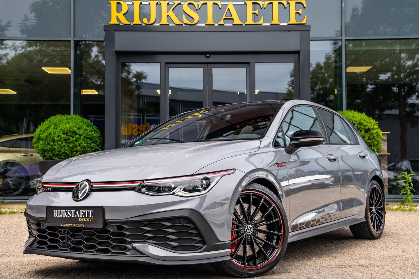 Volkswagen Golf - 2.0 TSI GTI|45 JAHRE|ACC|H&K|SFEER|KUIP|19'' - AutoWereld.nl