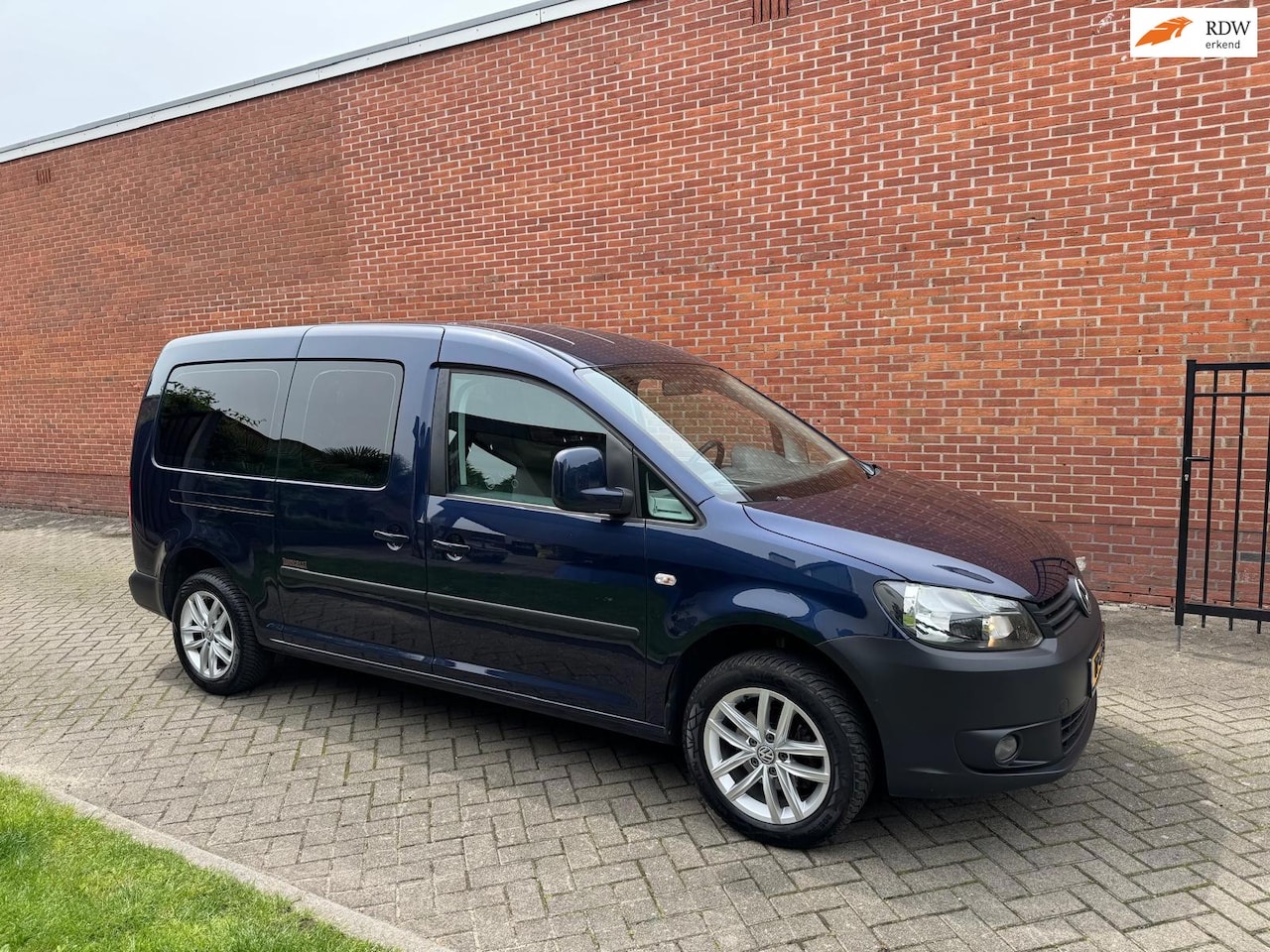 Volkswagen Caddy Maxi - 1.2 TSI Comfortline Roncalli 7 persoons - AutoWereld.nl
