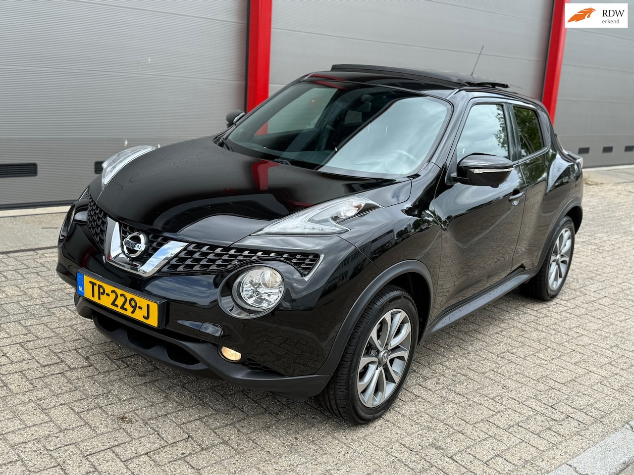 Nissan Juke - 1.6 Connect Edition |Automaat| panorama | voll options! - AutoWereld.nl