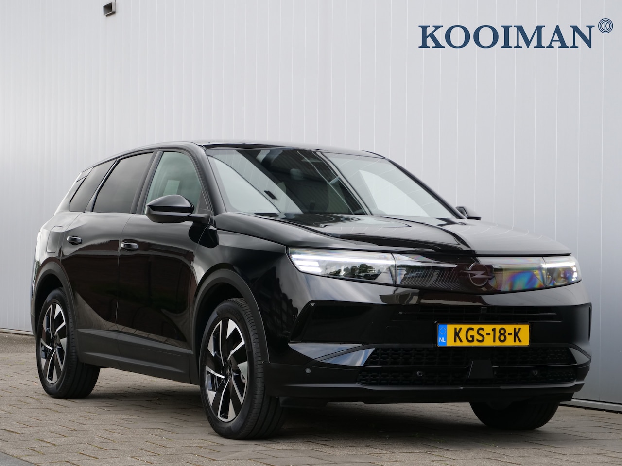 Opel Grandland - 1.2 Turbo Hybrid GS 145 Pk Automaat Navi / DAB / Apple Carplay / Camera / Stoelverwarming - AutoWereld.nl