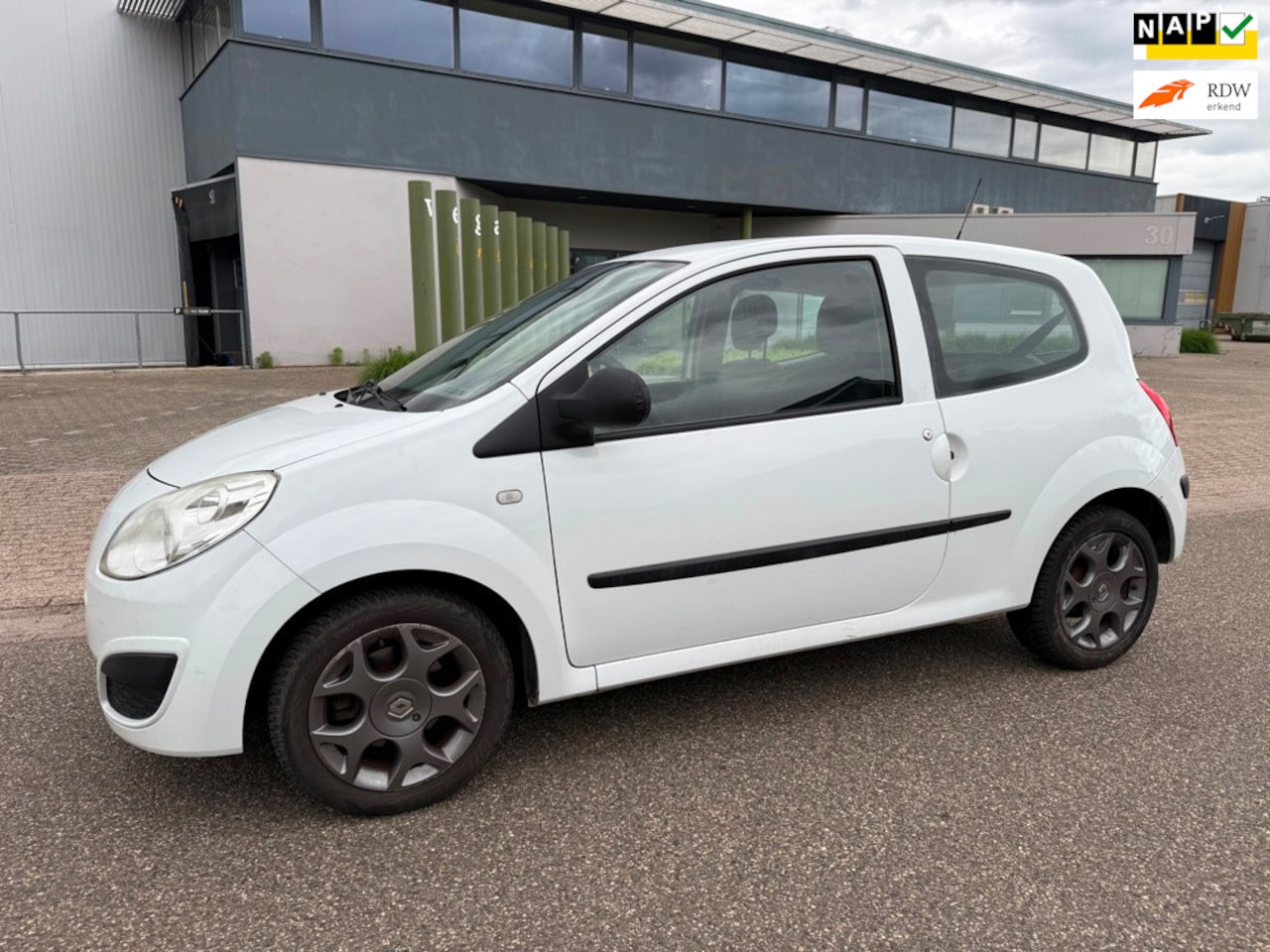 Renault Twingo - 1.2 Authentique 1.2 Authentique - AutoWereld.nl