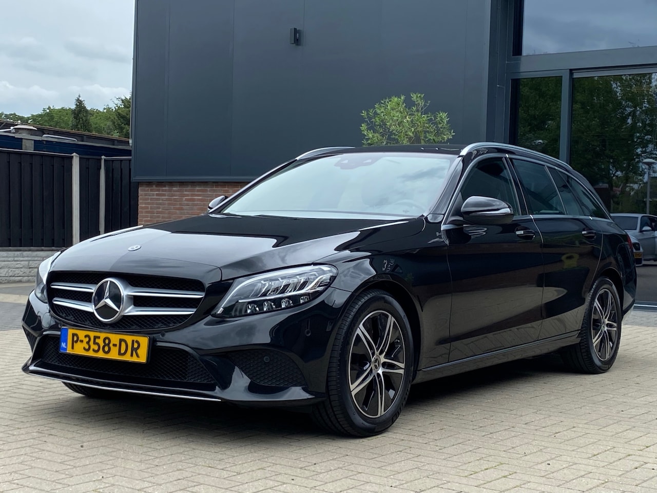 Mercedes-Benz C-klasse Estate - 180 NIEUWSTAAT AUTOMAAT LED CAMERA NAVI CRUISE CLIMA PDC - AutoWereld.nl