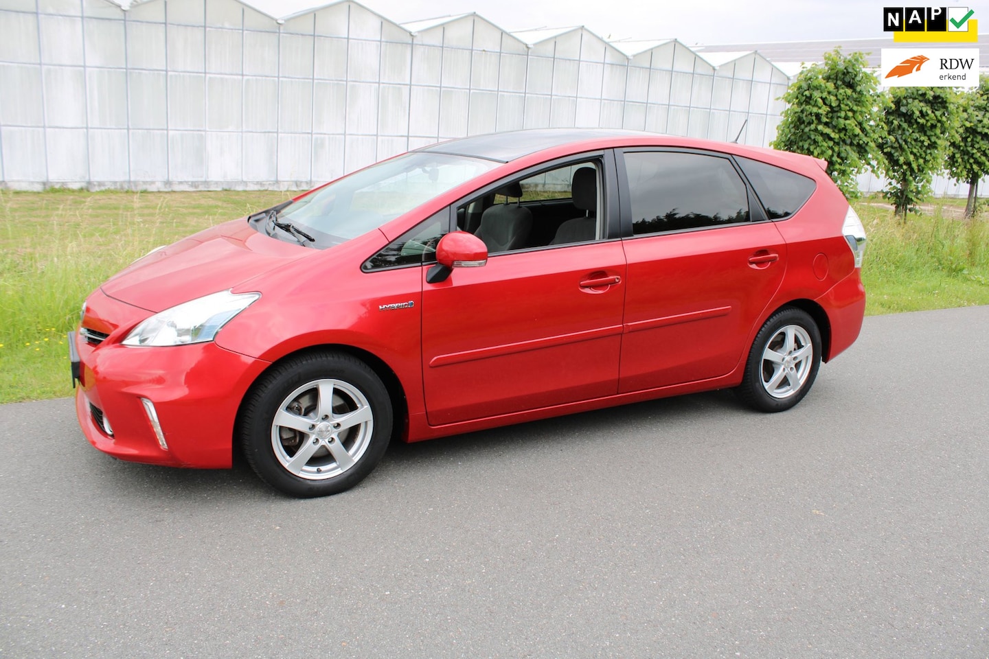 Toyota Prius Wagon - 1.8 Aspiration Limited 7 Persoons Automaat - AutoWereld.nl