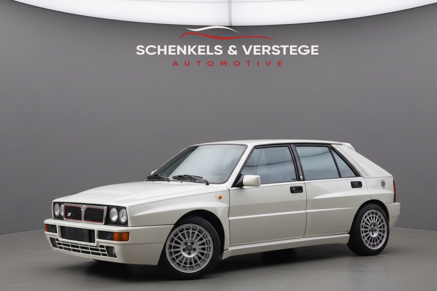 Lancia Delta - 2.0-16V HF Integrale Evoluzione II Bianco Perlato / 1 of 365 / Recaro / Original / Speedli - AutoWereld.nl