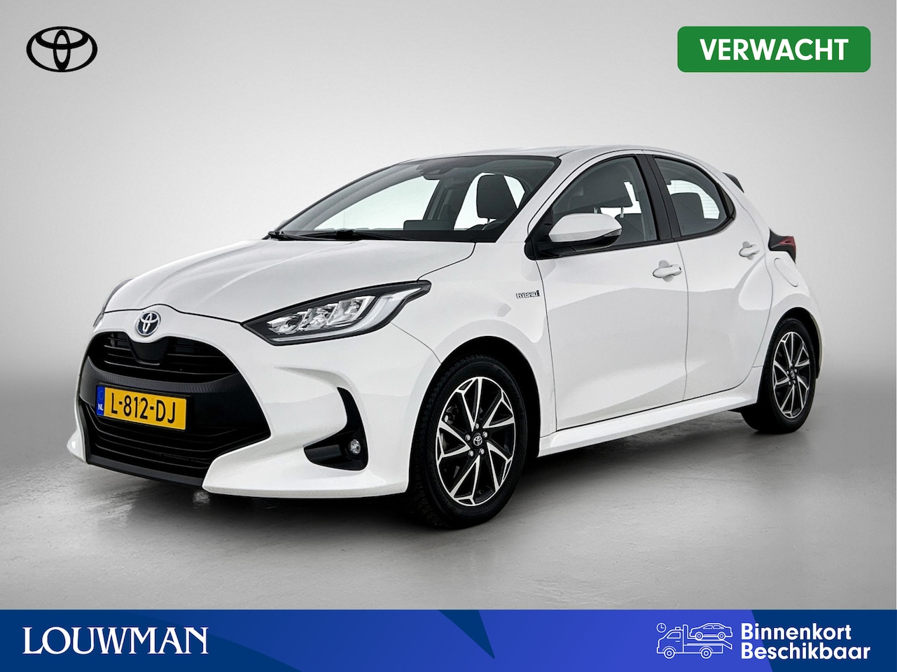 Toyota Yaris - 1.5 Hybrid Dynamic | BTW Voertuig | 1e Eigenaar | Dealeronderhouden | Trekhaak afneembaar - AutoWereld.nl