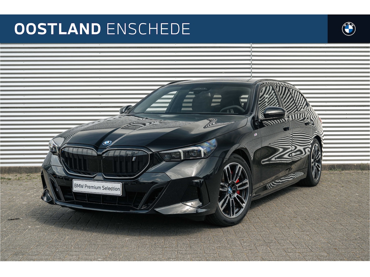 BMW i5 Touring - eDrive40 M Sport / Comfort Access / Harman-Kardon / Adaptieve LED / Stoelventilatie / Stoe - AutoWereld.nl