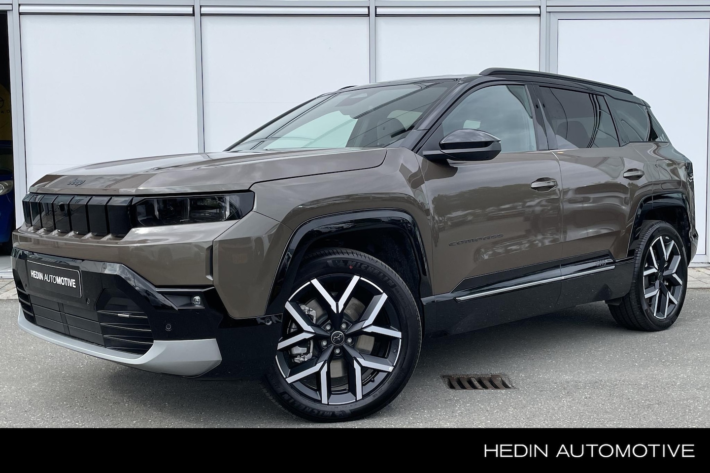 Jeep Compass - First Edition 74 kWh | Uit voorraad leverbaar | Full options | Schuifdak | Warmtepomp | 20 - AutoWereld.nl