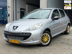 Peugeot 206 - 1.4 XS/ 5drs/ nap/ goede onderhouden/ 1jaar apk/ zeer nette auto