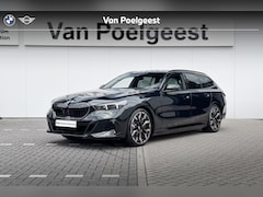 BMW 5-serie Touring - 530e xDrive M Sport | Trekhaak | Innovation Pack