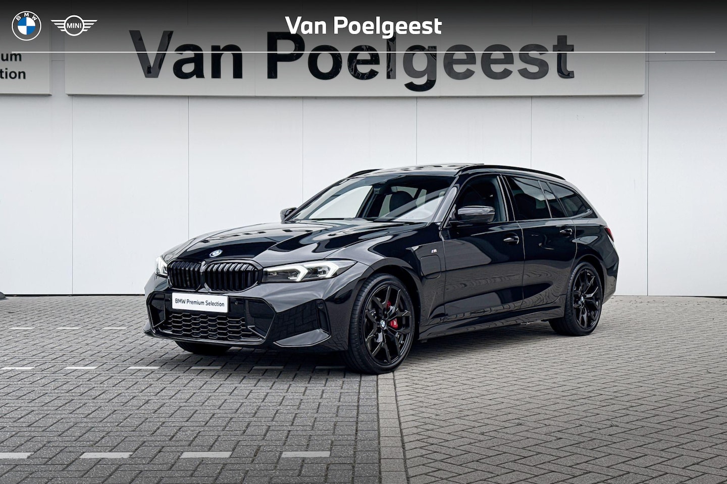 BMW 3-serie Touring - 330e xDrive | M Sport | Panoramadak | Innovation Pack - AutoWereld.nl