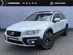 Volvo XC70 - 2.0 T5 FWD Summum | Trekhaak | Schuifdak | Parkeersensoren | BLIS | Cruise Control Adaptie