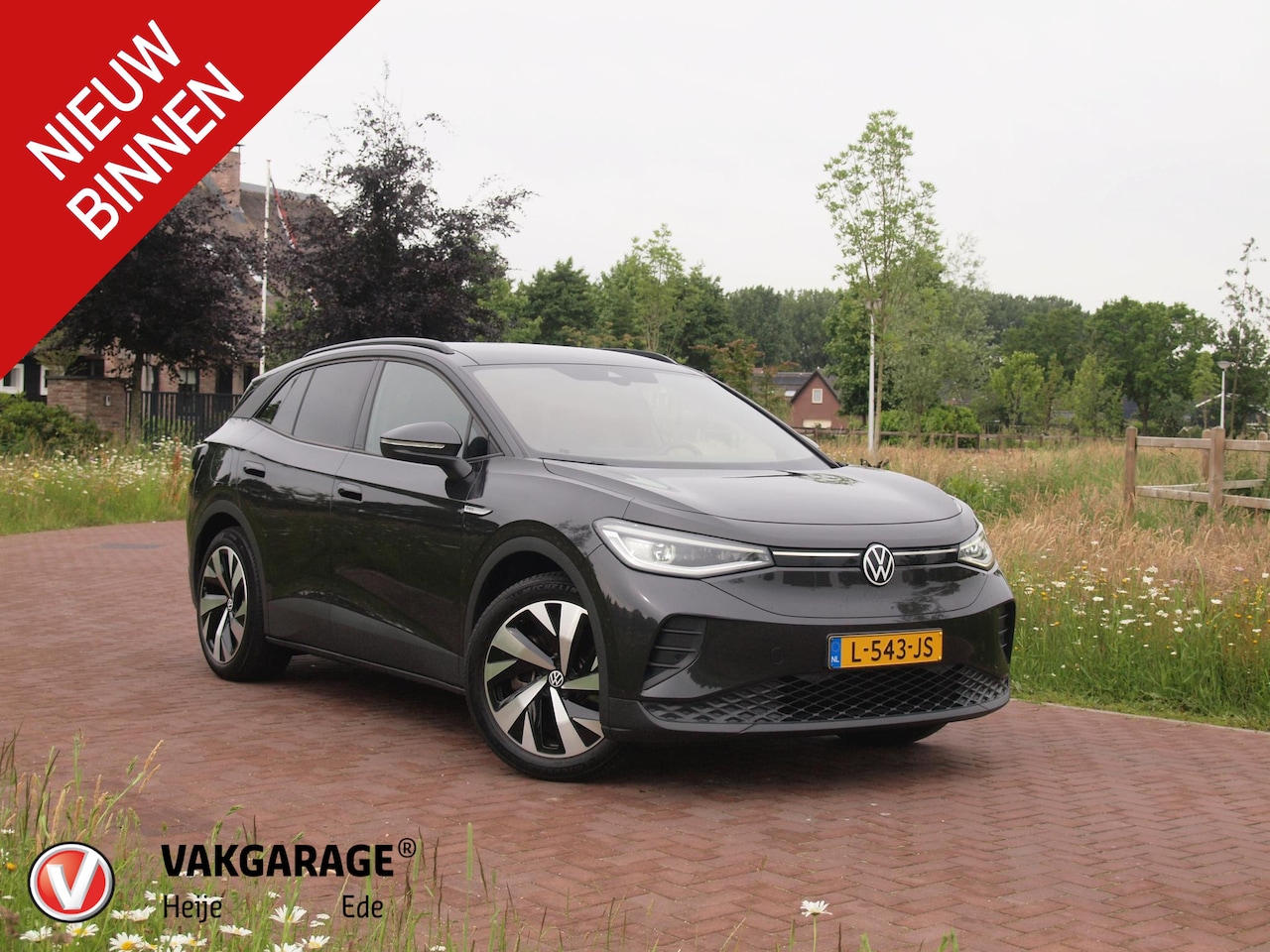 Volkswagen ID.4 - Family 77 kWh | Panoramadak | Trekhaak | Sfeerverlichting | Camera | Apple Carplay | - AutoWereld.nl