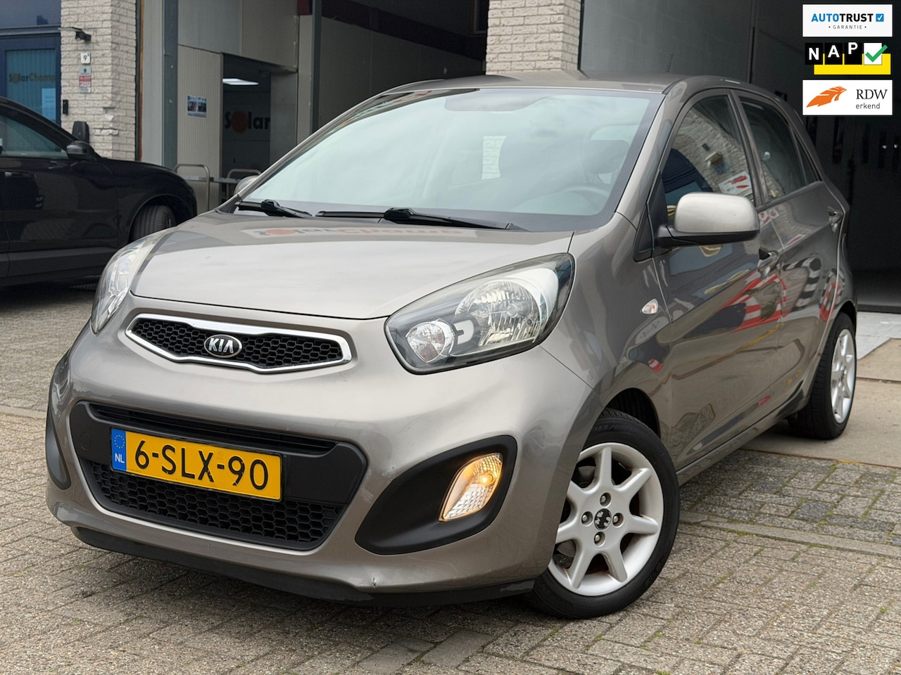 Kia Picanto - 1.0 CVVT ISG Comfort Pack/ 5drs/ nap/ 3e EIG/ dealeronderhouden/ 1jaar apk/ airco/ navi/ E - AutoWereld.nl