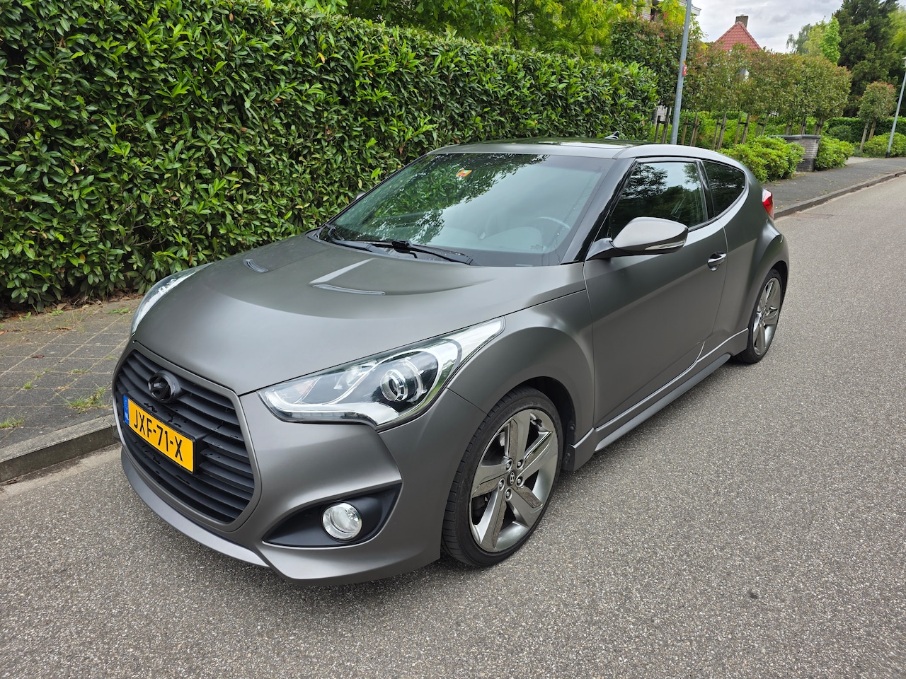 Hyundai Veloster - 1.6 T-GDI i-Catcher 220pk, Camera, Keyless, Panorama - AutoWereld.nl