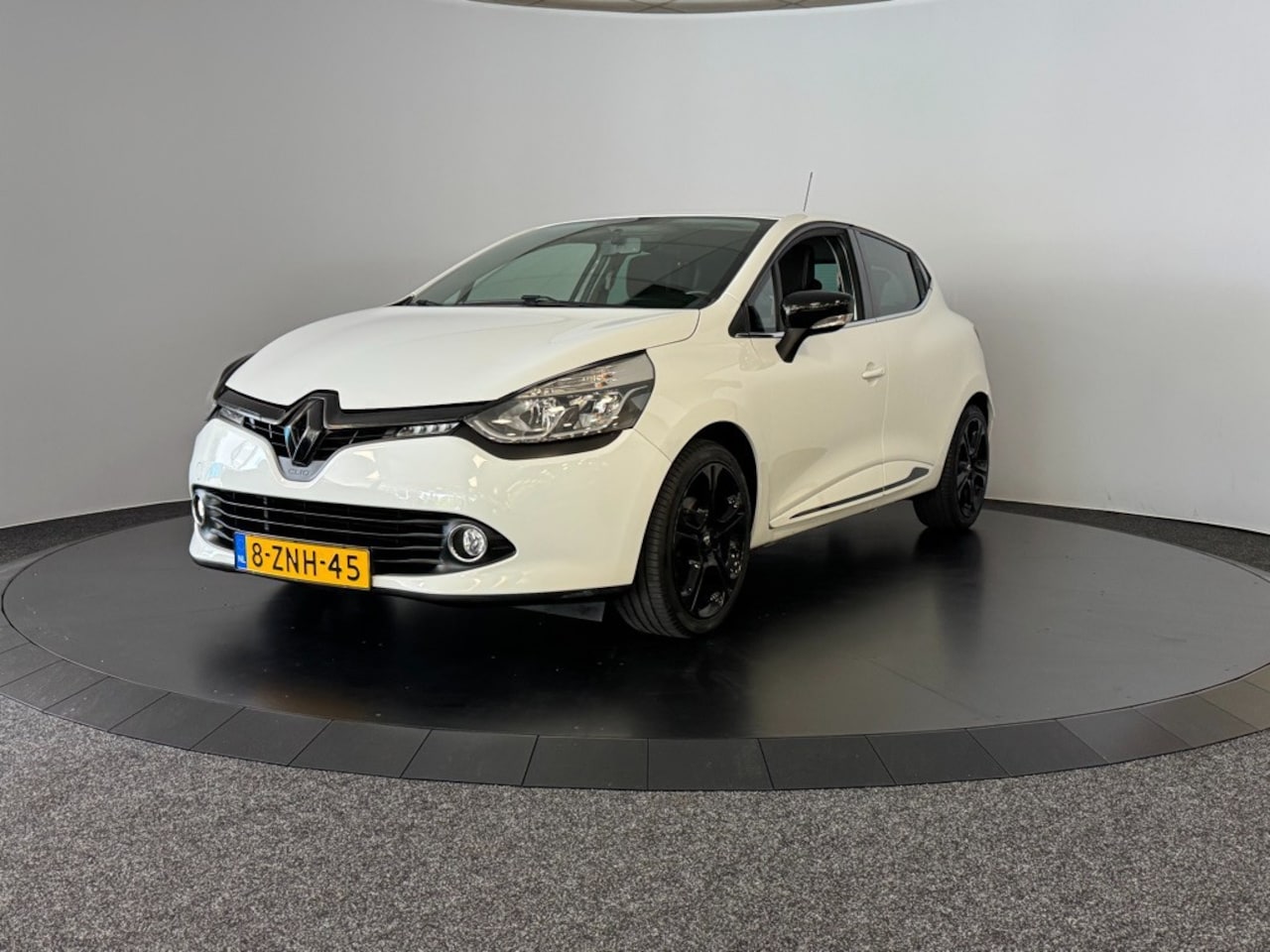 Renault Clio - 0.9 TCE DYNAMIQUE Nightenday - AutoWereld.nl