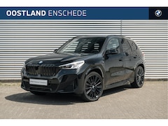 BMW iX1 - xDrive30 M Sport / Trekhaak / Achteruitrijcamera / M Adaptief onderstel / Sportstoelen / P