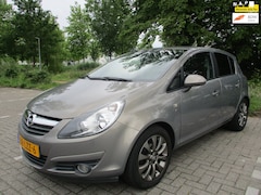 Opel Corsa - 1.4-16V '111' Edition AIRCO