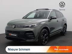 Volkswagen Tiguan - 1.5 eHybrid R-Line Edition 272PK DSG Pano-Schuifdak, Black Style, Leder, Memorystoel, Trek