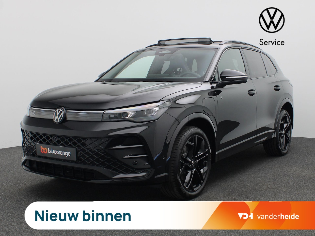 Volkswagen Tiguan - 1.5 eHybrid R-Line Edition 272PK DSG Panoramadak, Trekhaak, 20" LM Velgen, Black Style, 36 - AutoWereld.nl