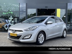 Hyundai i30 - 1.6 GDI i-Motion Plus | Climate Control | Achteruitrijcamera | Privacy Glass | Trekhaak |
