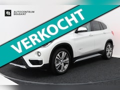 BMW X1 - SDrive20i High Executive (PANORAMADAK, HARMAN/KARDON, GROOT-NAVIGATIE, STOELVERWARMING, DE