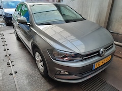 Volkswagen Polo - 1.0 TSI Comfortline mooi auto ,rijd perfect