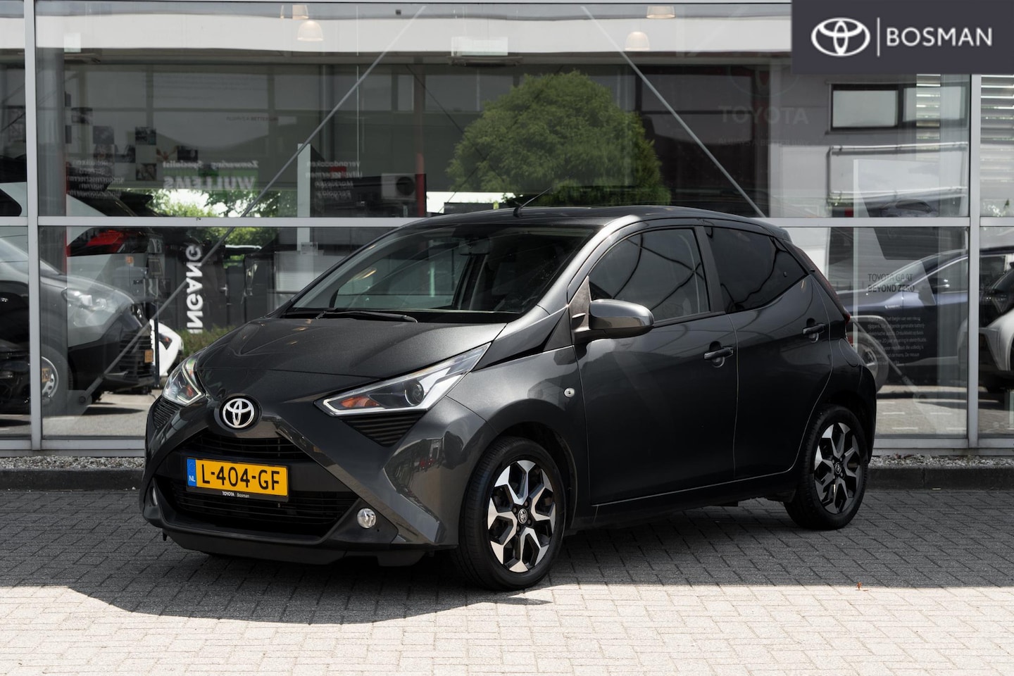 Toyota Aygo - 1.0 VVT-i x-joy 1.0 VVT-i x-joy - AutoWereld.nl